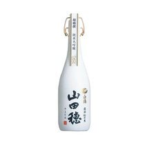 Hakutsuru Premium Sake Yamada-Ho im Etui